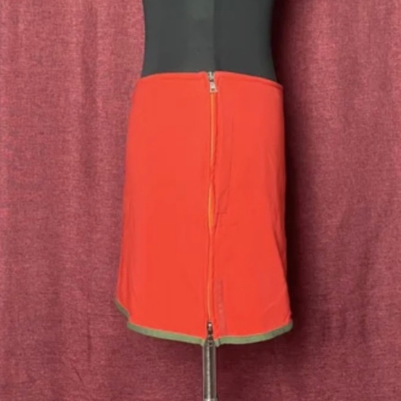 Prada red mini skirt - Picture 3 of 10